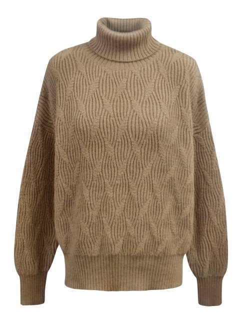 Cable knit premium sweater